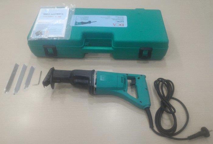 Máy cưa kiếm 590W DCA AJF30 J1F-FF-30   (Xanh)