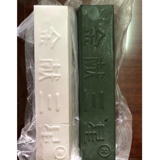 Lơ đánh bóng kim loại / Sáp đánh bóng kim loại 450g ( 1 thanh)