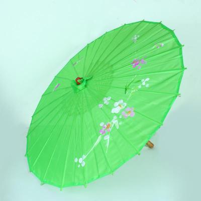 Dù cán gỗ