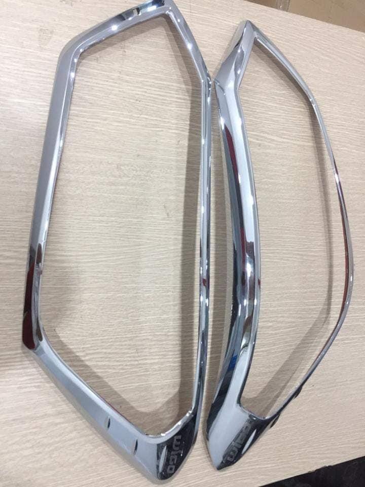 Ốp viền đèn pha và hậu Wigo