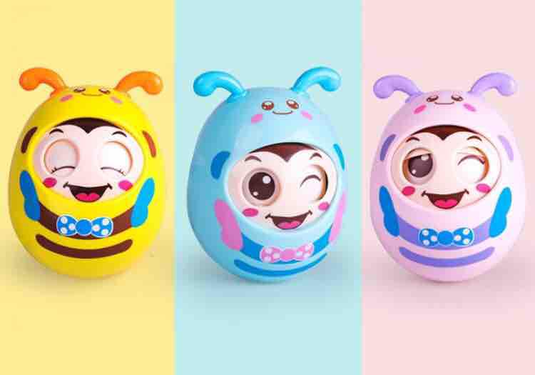 Con lật đật phát nhạc chớp mắt, gặm nướu cho bé
