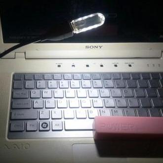 Đèn USB 3 LED (sáng trắng)