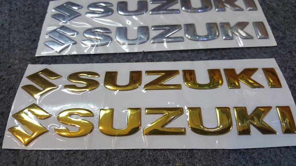 Bộ 2 miếng dán nổi chữ Suzuki (Vàng)