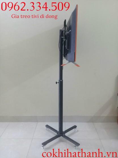 giá treo tivi di động 1 cột
