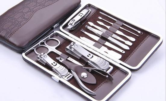 Bộ kềm cắt móng tay chân 12 món