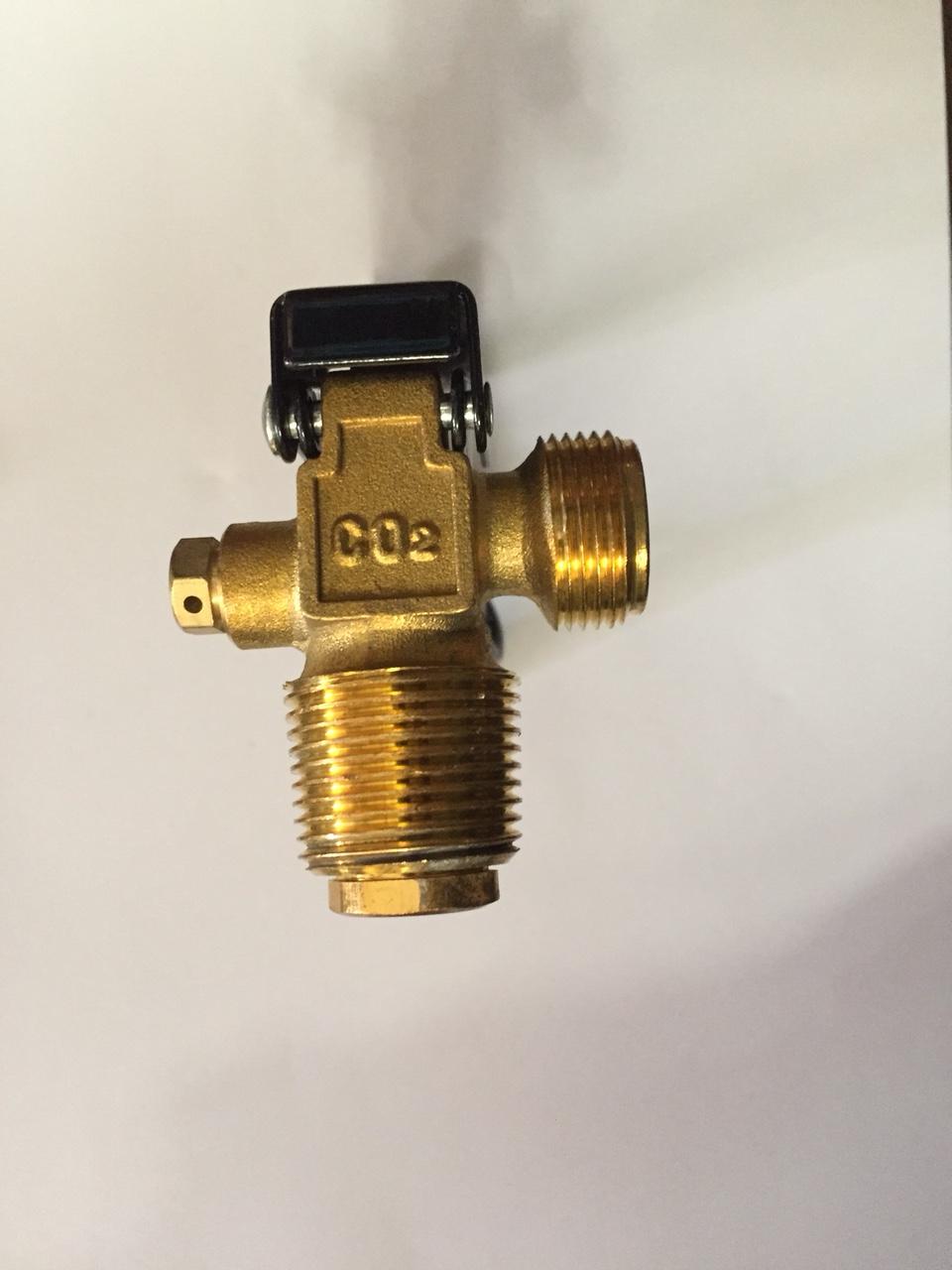 van Co2 cao cấp có đồng hồ 5MPa, cổ bình thép