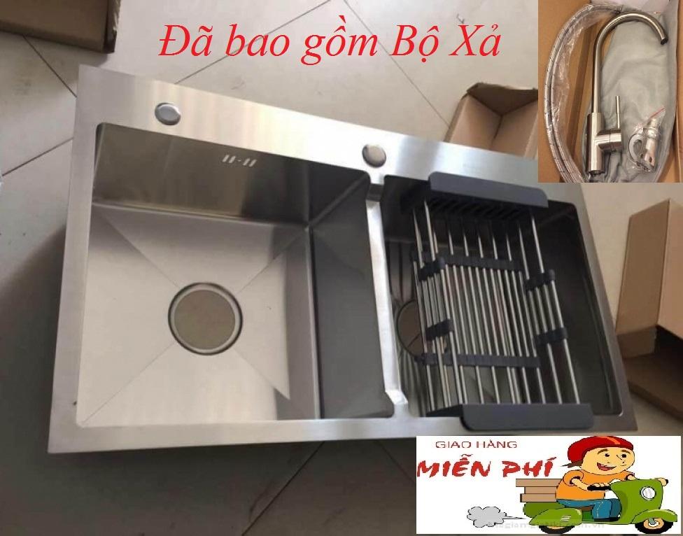 Chậu rửa bát Inox 304 Đúc Nguyên Khối 82 x 45cm (tặng Vòi rửa nóng lạnh+ kệ để đồ) 2 hố cân