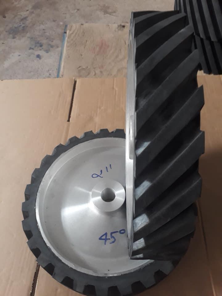 [HCM]Bánh xe cao su 45 độ 300*50*25.4