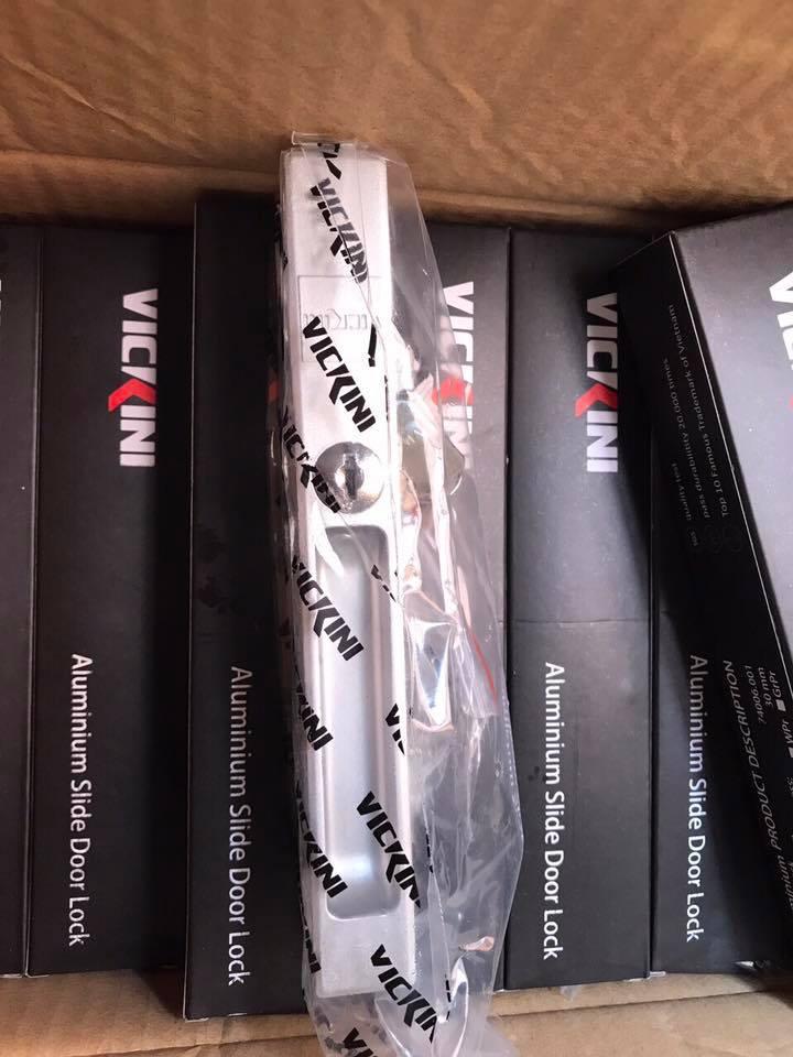 [HCM]Khóa cửa lùa IVAN 74006.001 (Màu Xám)