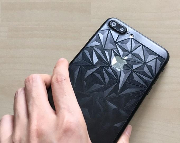 Dán lưng Iphone 7plus 8plus trong suốt vân kim cương