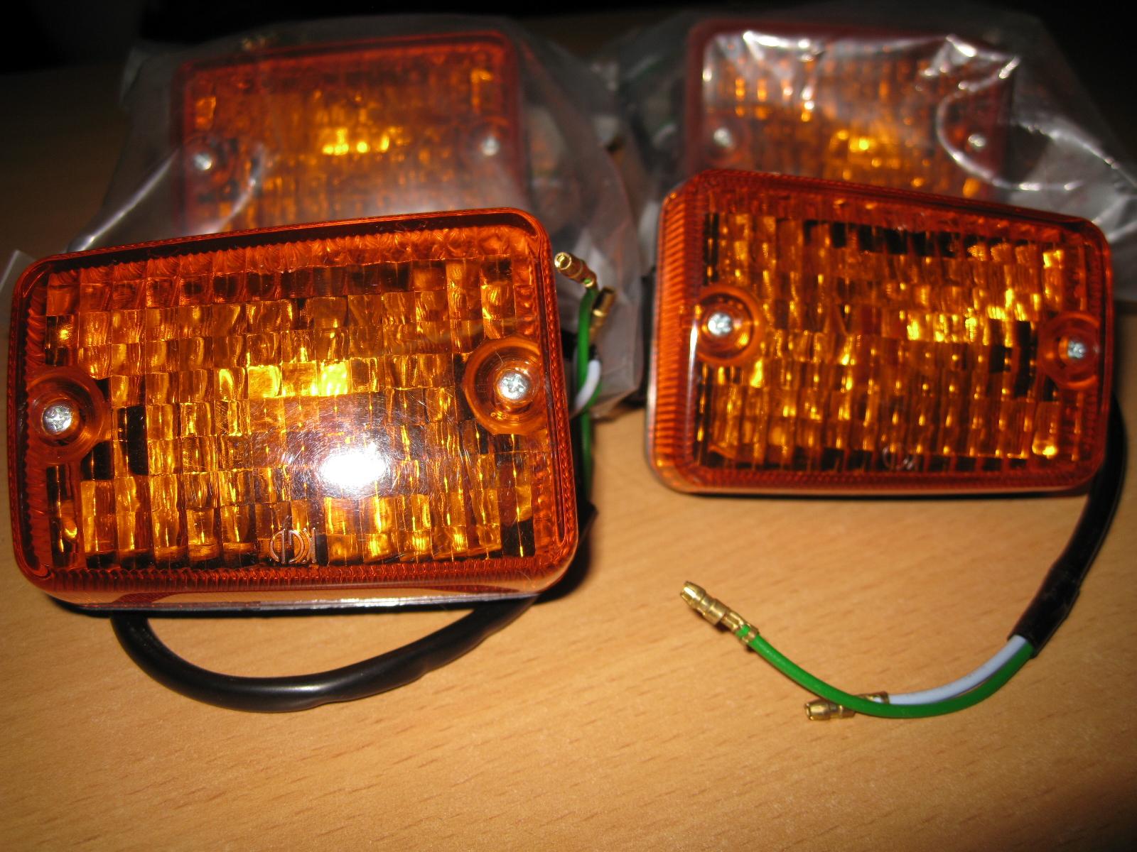 Cặp xi nhan trước sau xe máy win 100cc
