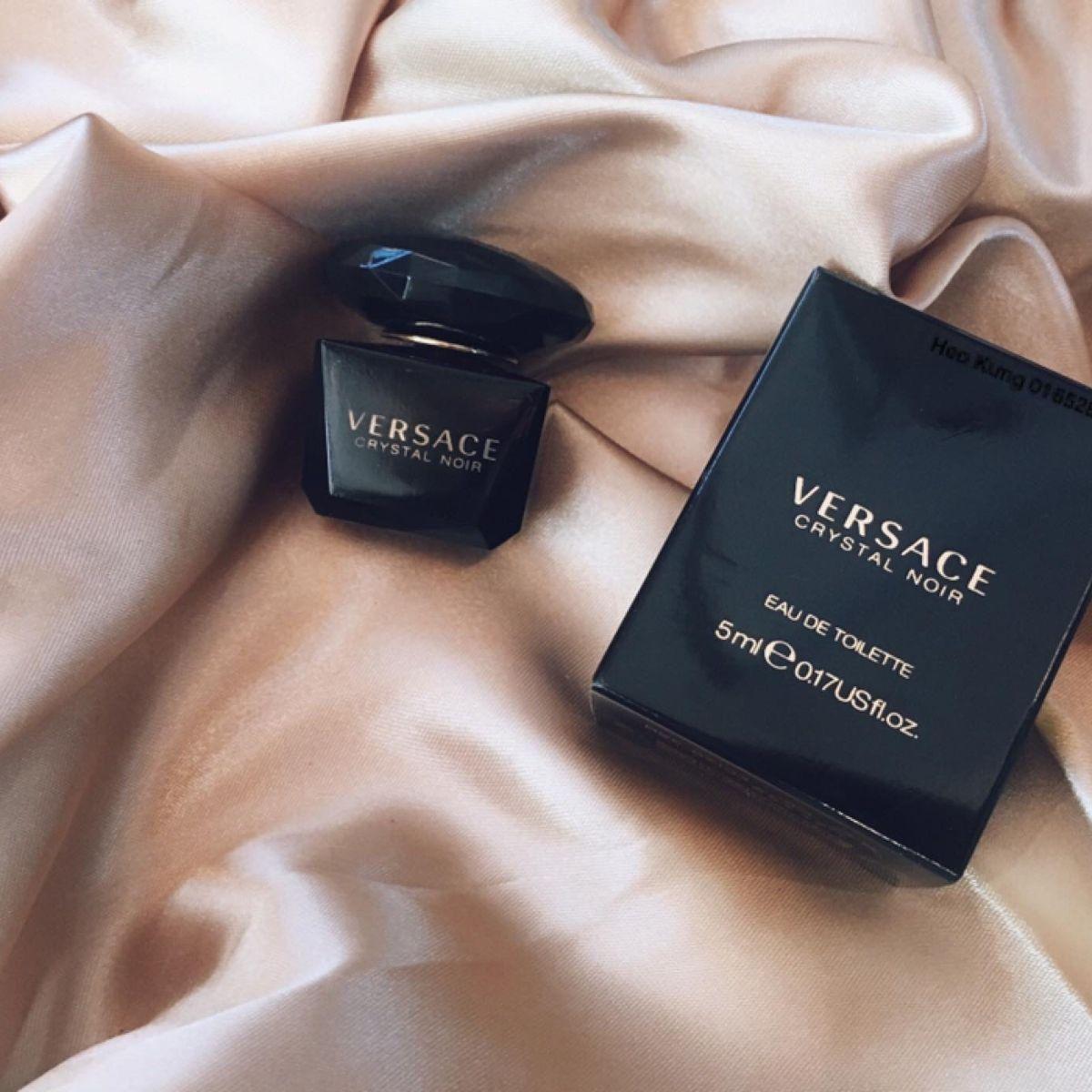 Nước hoa nữ Versacee Crystal Noir Eau De Toilette 5ml