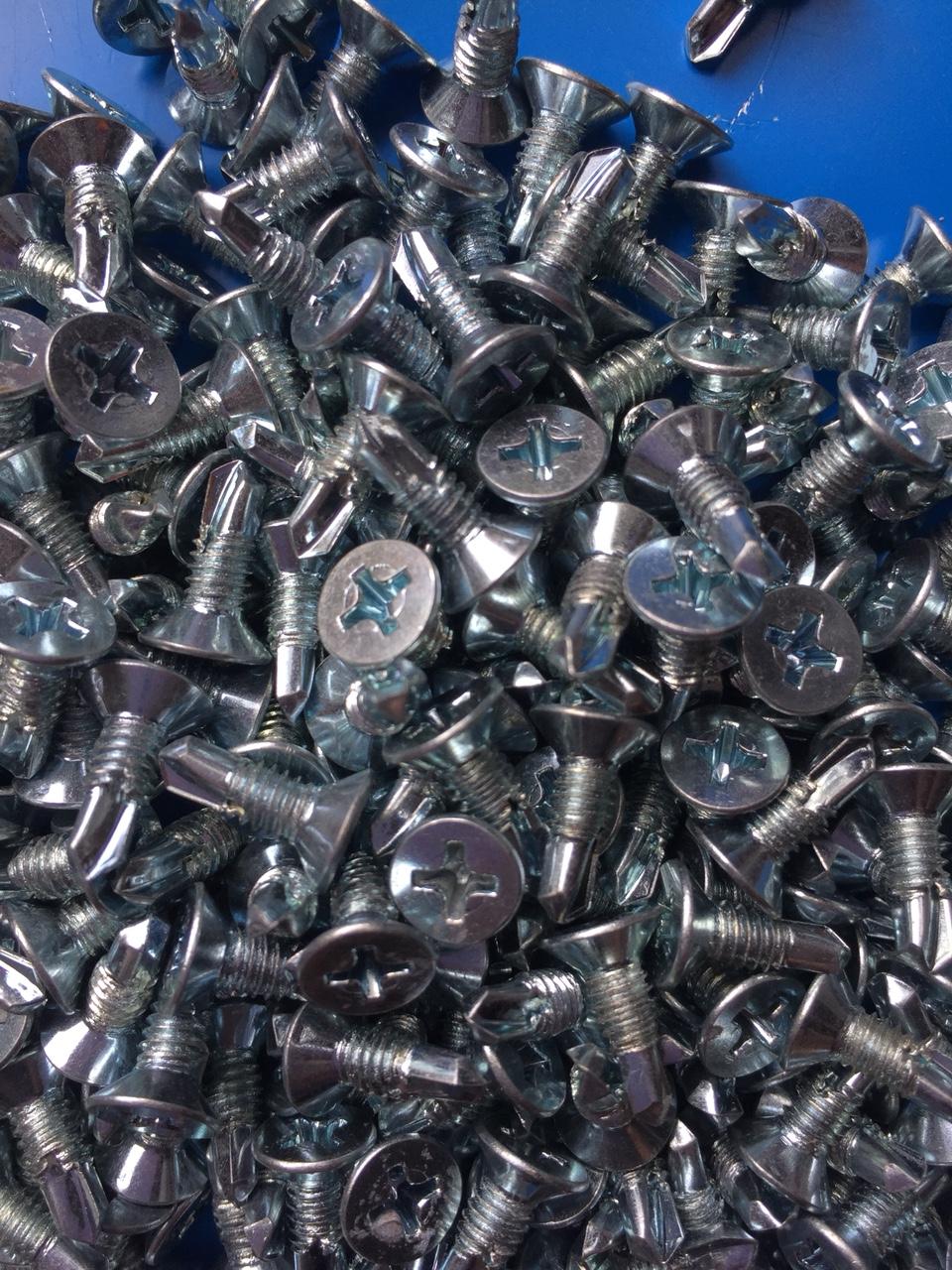 Vít tự khoan đầu chìm ren mịn 1,3F,  1 gói vít  tự khoan ren mịn (1000 chiếc), vít bắn sắt