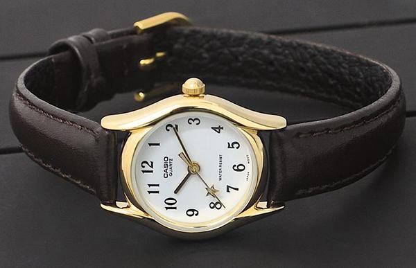 Đồng hồ nữ dây da Casio Anh Khuê LTP-1094Q-7B4RDF