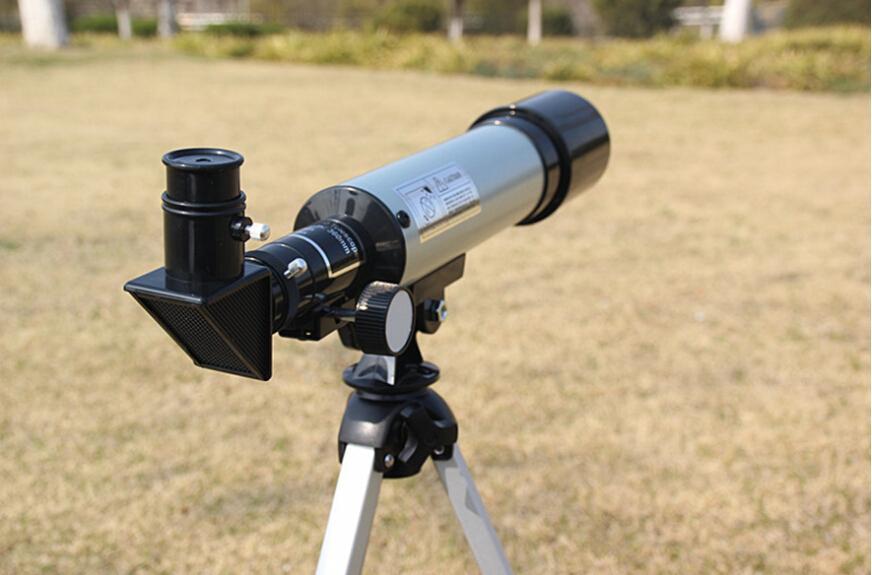 Kính thiên văn khúc xạ 50F360 Photon