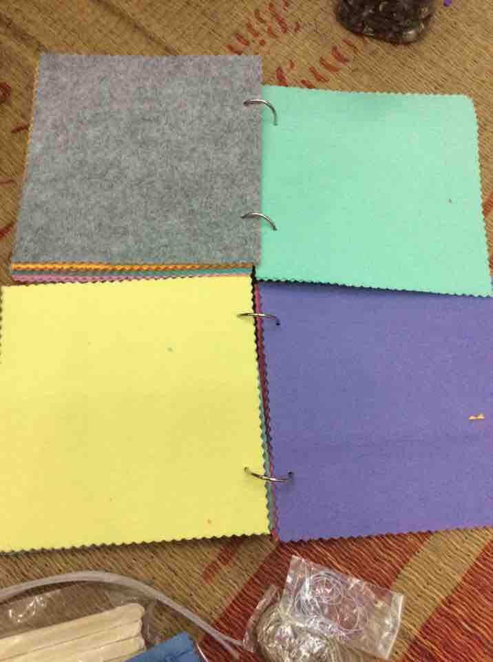 Nguyên liệu làm sách vải