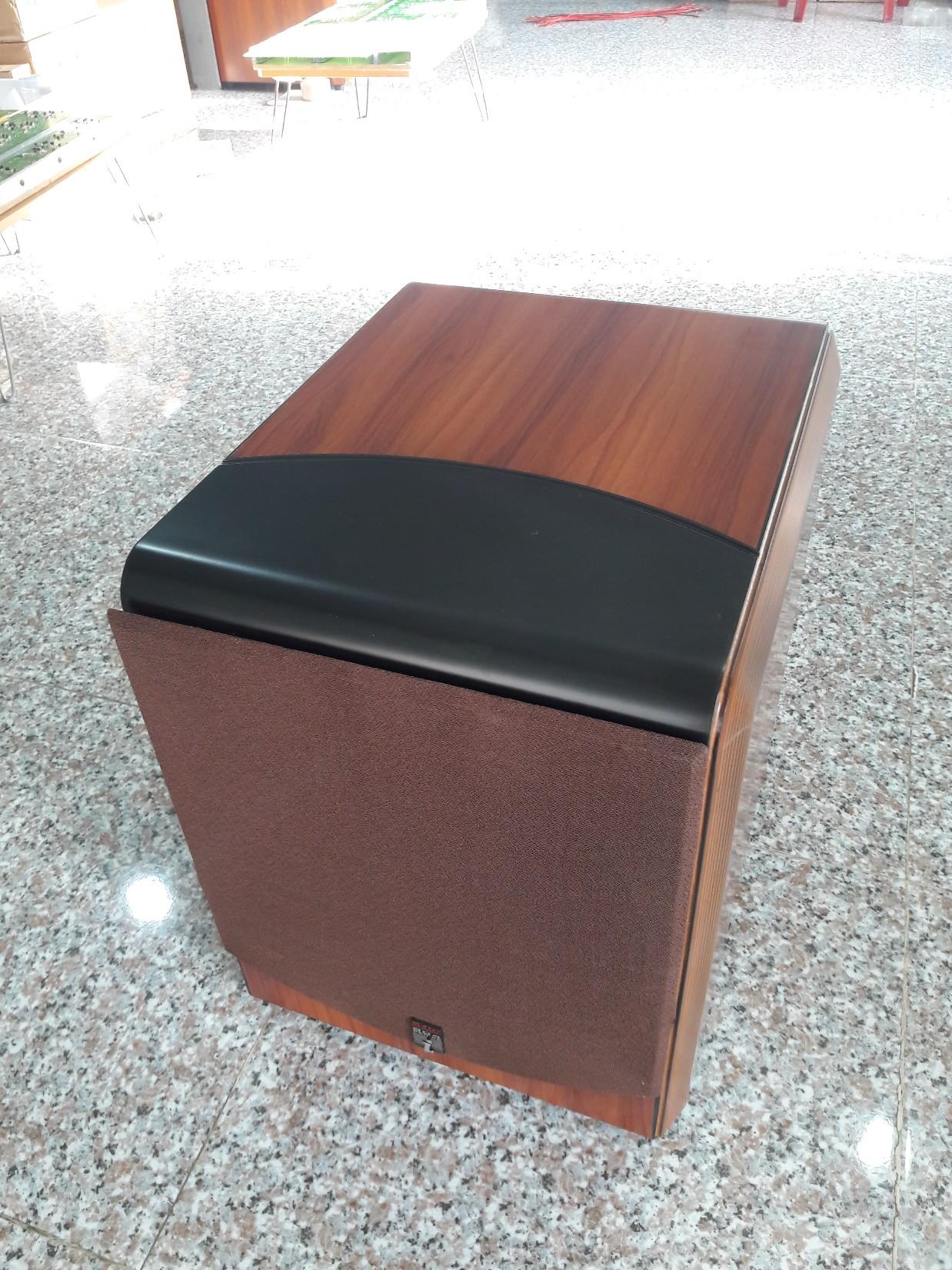 Mạch Phân Tần Full Đơn Hàng Cao Cấp F15A-PRO: Sức Mạnh và Chất Lượng Cho Hệ Thống Âm Thanh Tối Ưu