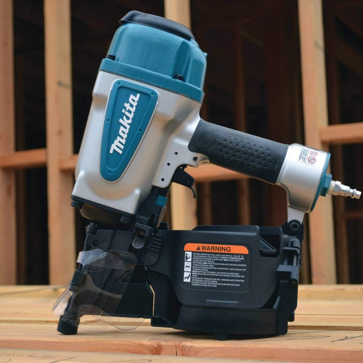 Máy bắn đinh pallet dùng hơi Makita AN902 (Dùng đinh dài 45-92mm)