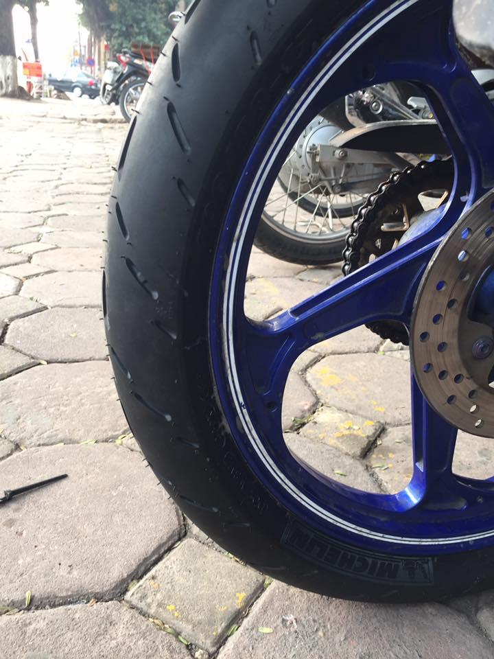Lốp/vỏ xe máy 100/80-17 Pilot MotoGP