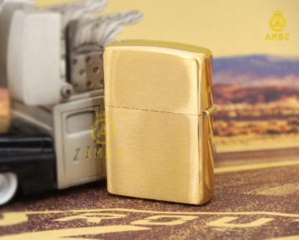 Bật lửa Zippo 20854 Đại bàng ốp nổi