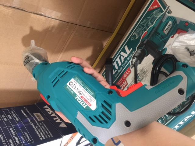 MÁY KHOAN BÚA TOTAL TG108136E