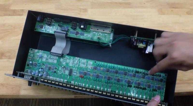 Lọc xì Equalizer DBX 1231 Cao Cấp