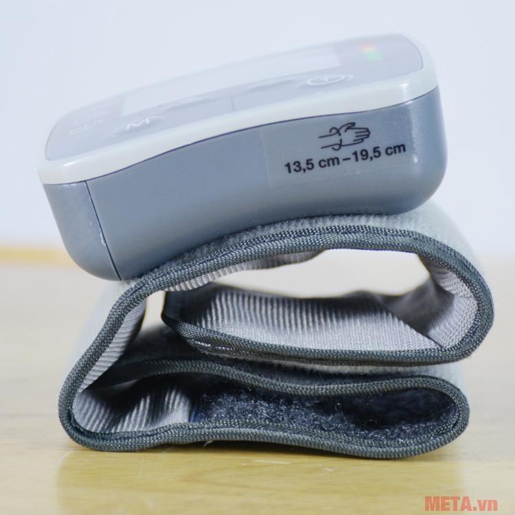 Máy đo huyết áp cổ tay Beurer BC32