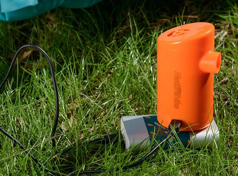 Bơm hơi sạc điện NatureHike NH17C100-B