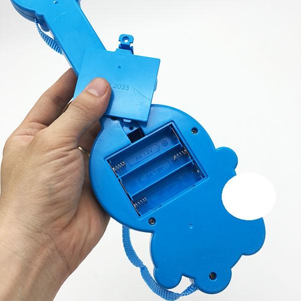 Đồ chơi đàn guitar Doraemon dùng pin có nhạc tiếng Việt