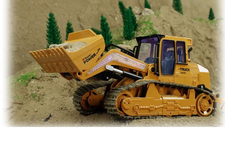 Xe ủi điều khiển từ xa cỡ lớn chạy xích