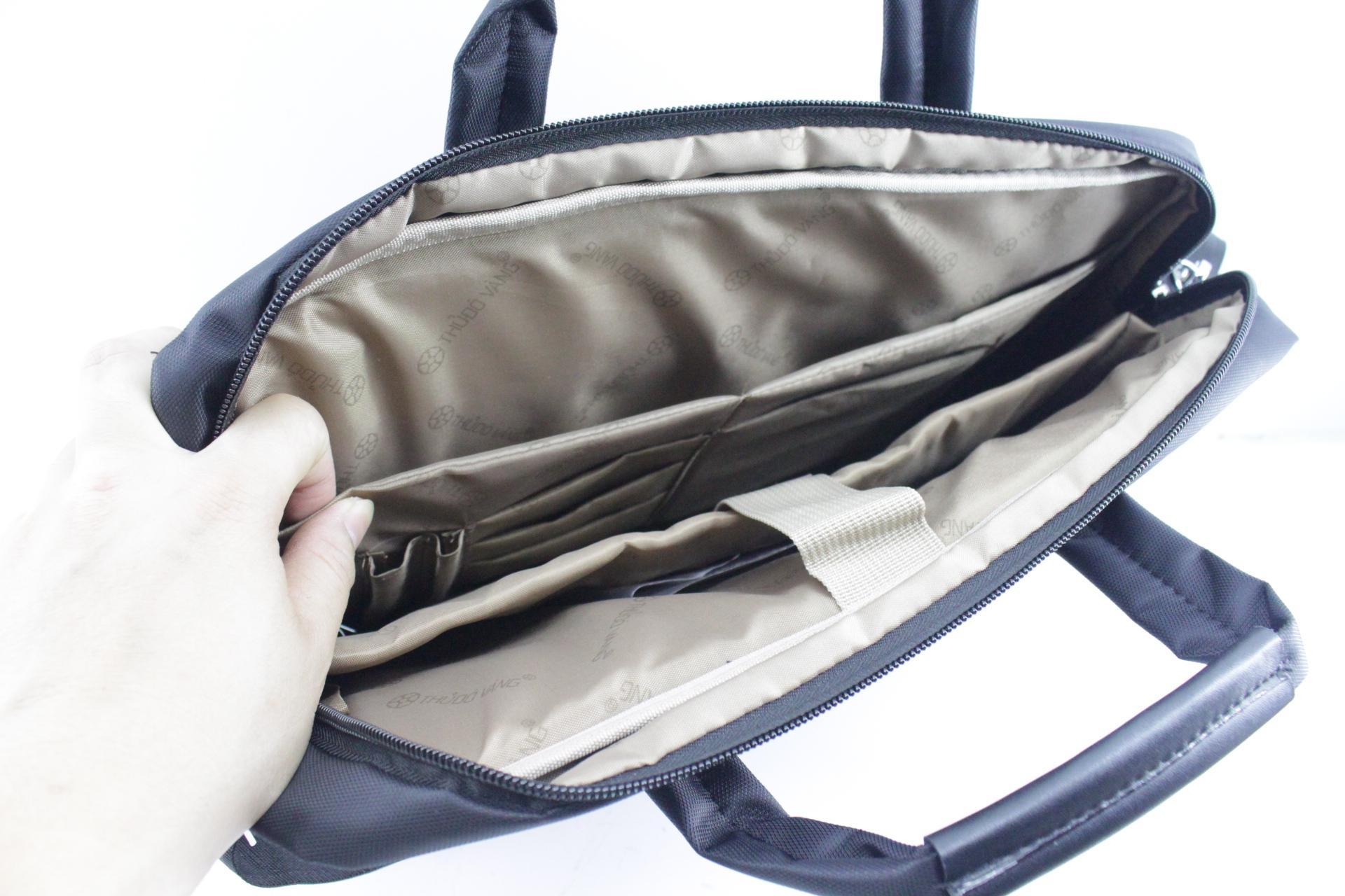 CẶP CÔNG SỞ THỦ ĐÔ VÀNG C-041 SIZE TO ( Đen )