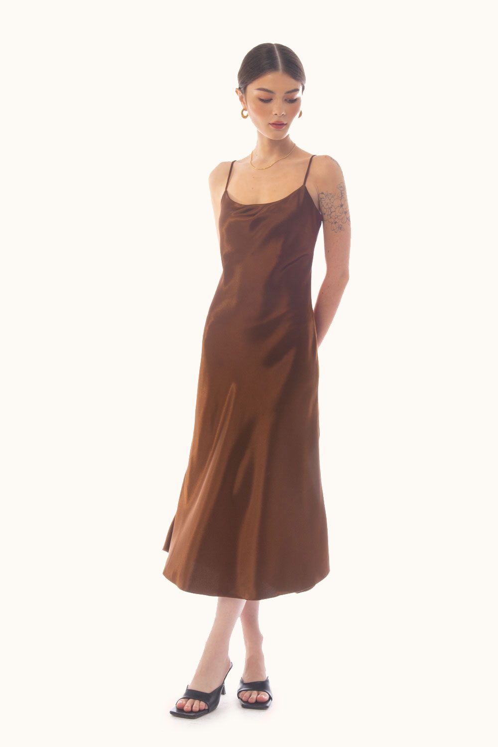 Đầm Midi Chất Satin Blair Daphale