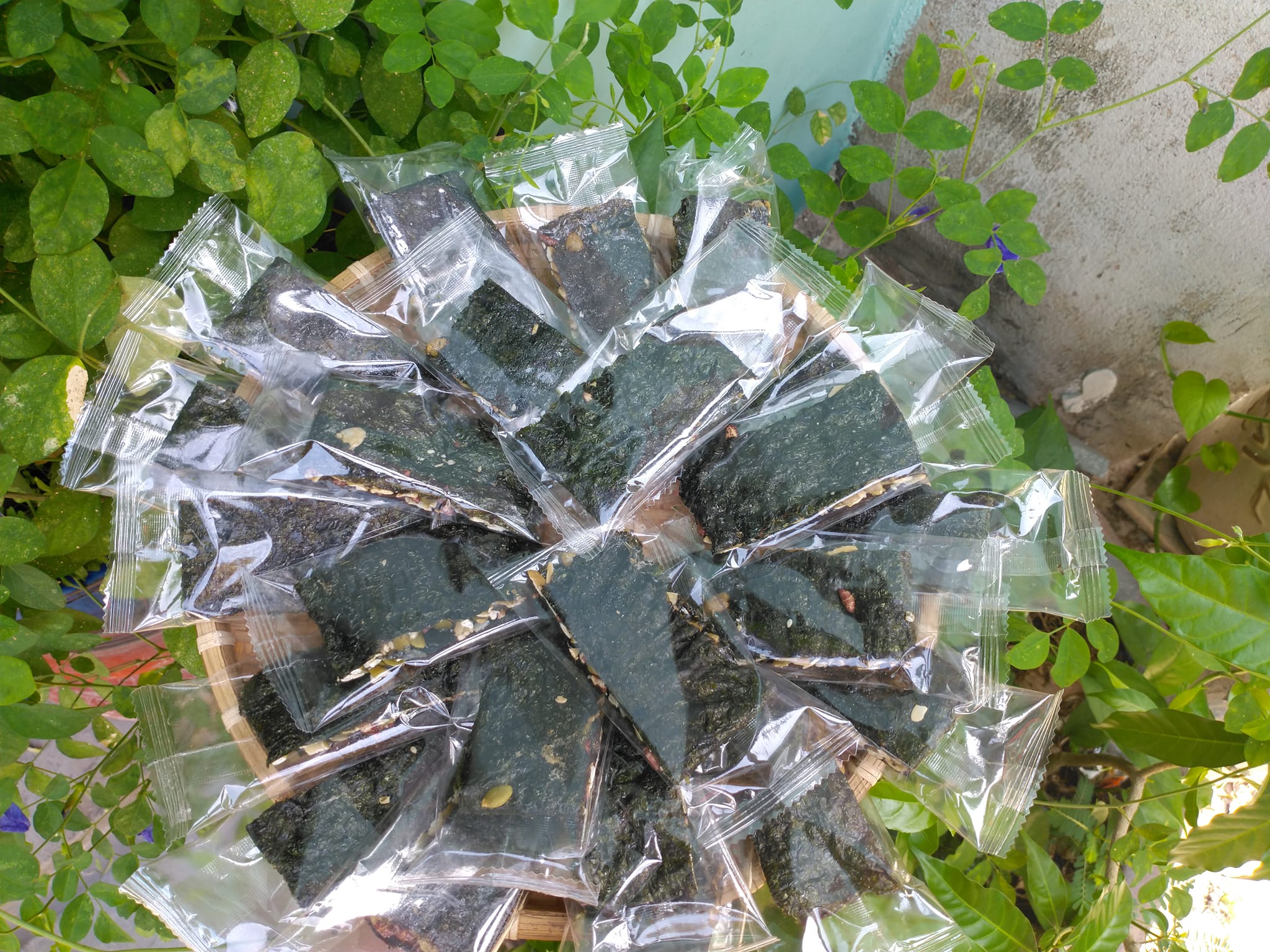 rong biển kẹp hạt 250g (vị mặn, ăn chay được)