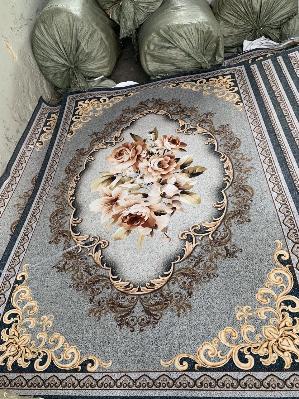 tham trai san mau hoang gia ghi