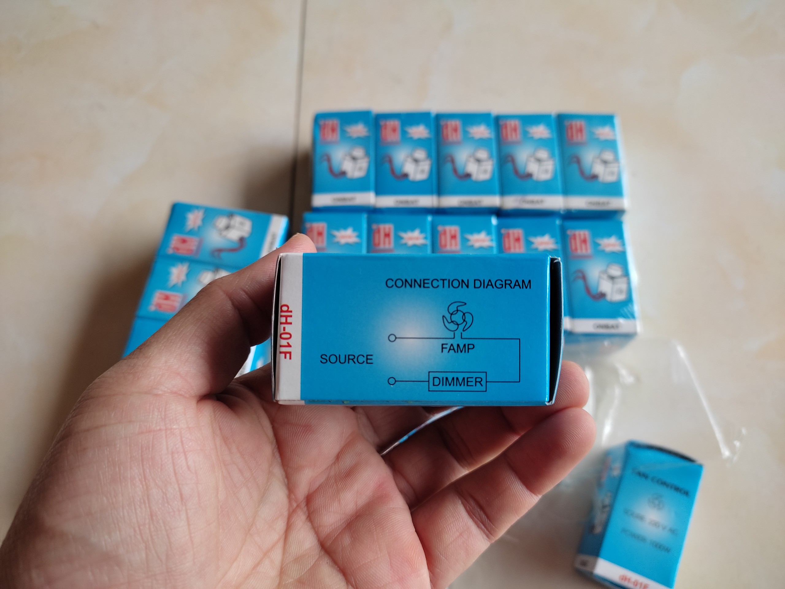 Chiết áp lắp quạt 1000W, dimmer quạt