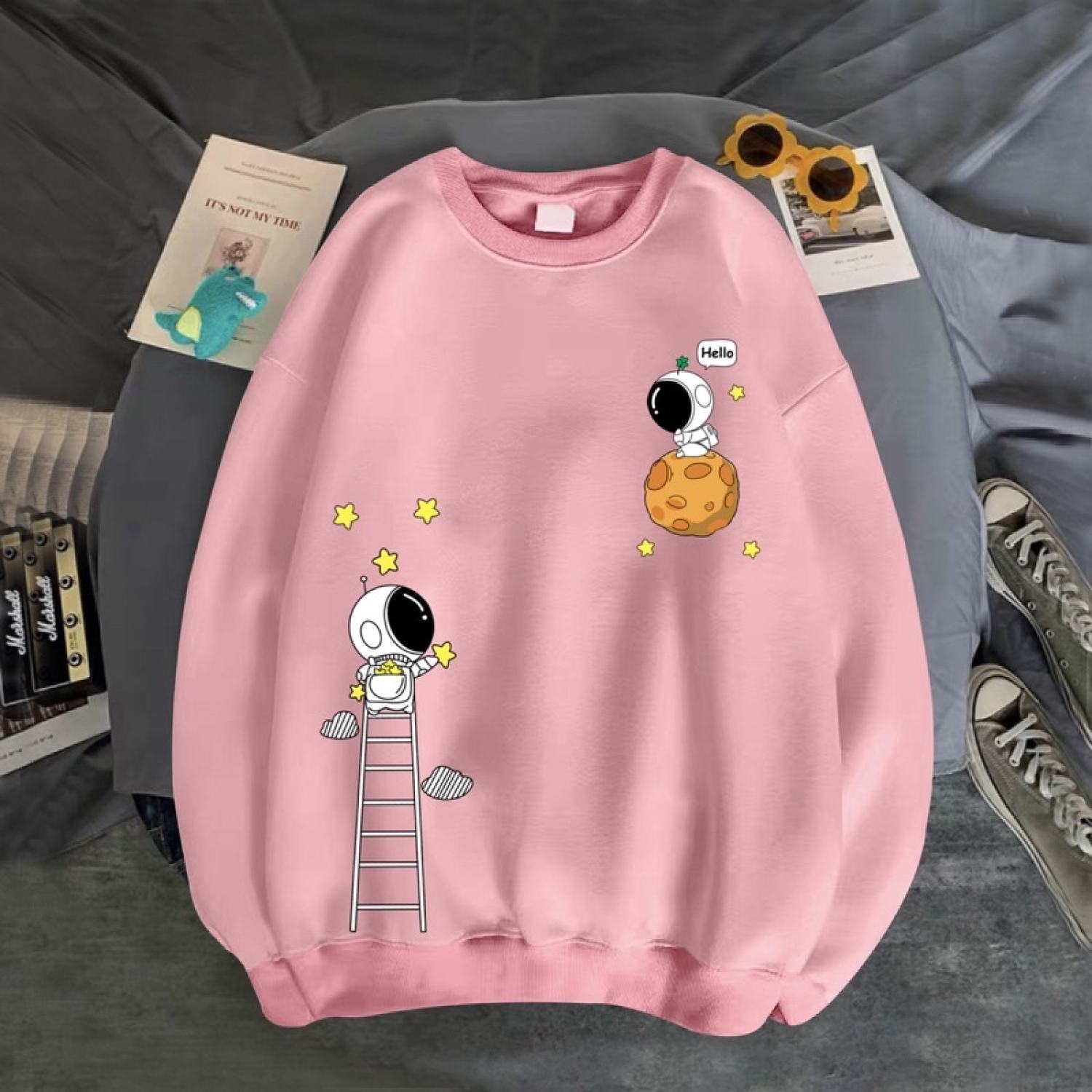 [Hoàn Tiền 15%] Áo sweater in phi hành gia leo thang siêu xinh (có 14 màu lựa chọn)
