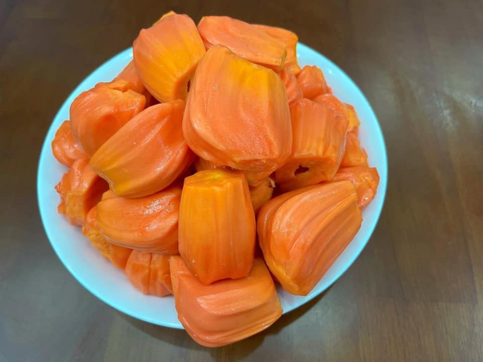 Cây mít Thái ruột đỏ ra quả sớm