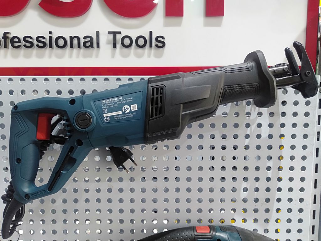 1200W Máy cưa kiếm GSA 120