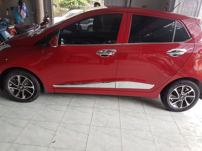 NẸP HÔNG SƯỜN XE I10 2018-2020 Hatchback