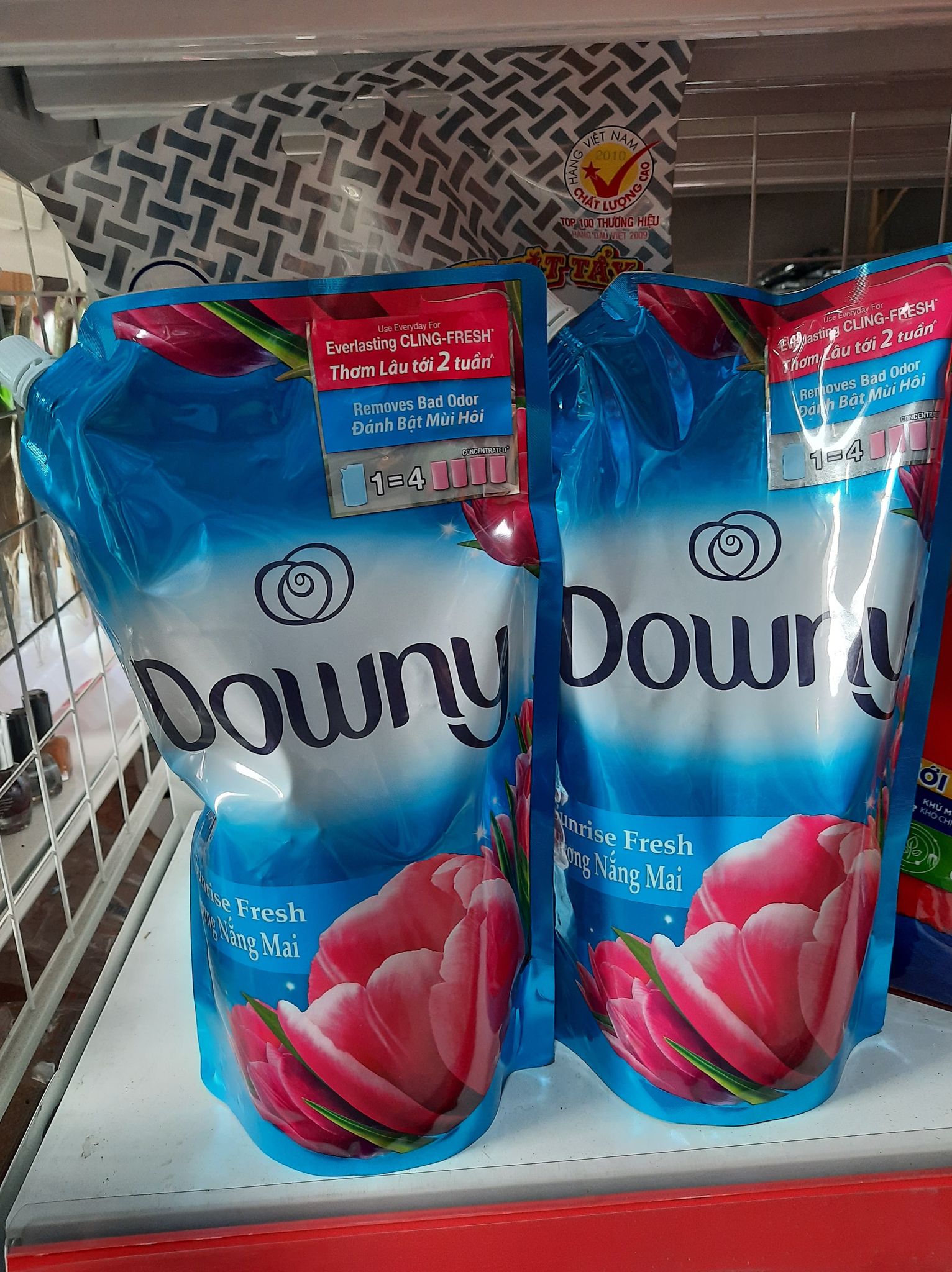 Túi xả downy hương nắng mai 1.5l