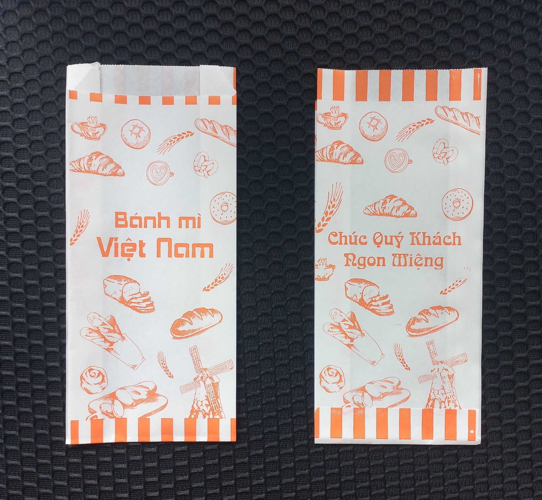 100 cái túi giấy bánh mì in sẵn