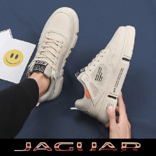 sneaker hot trend