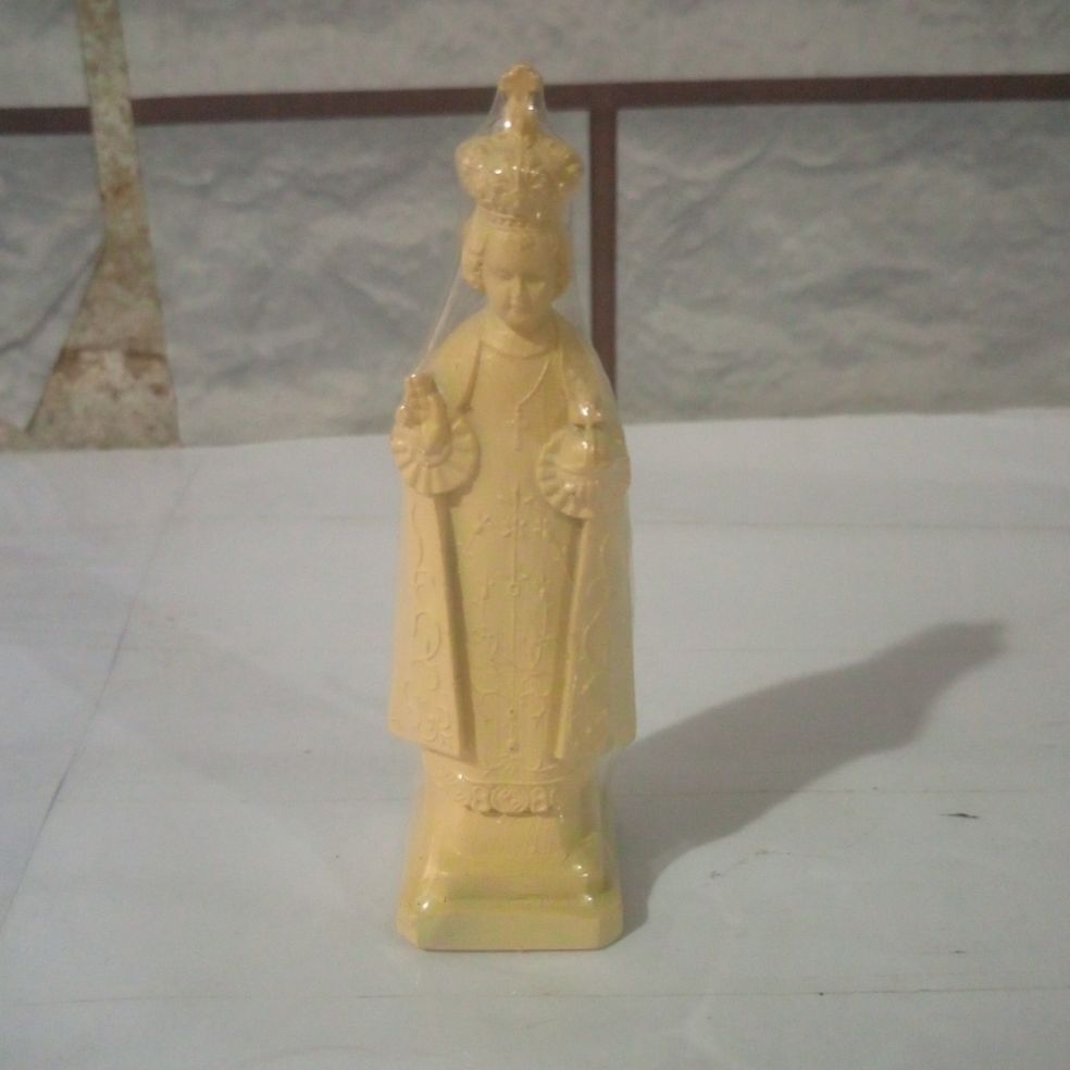 [HCM]107. Chúa Kito Vua cao 10cm màu vàng sữa