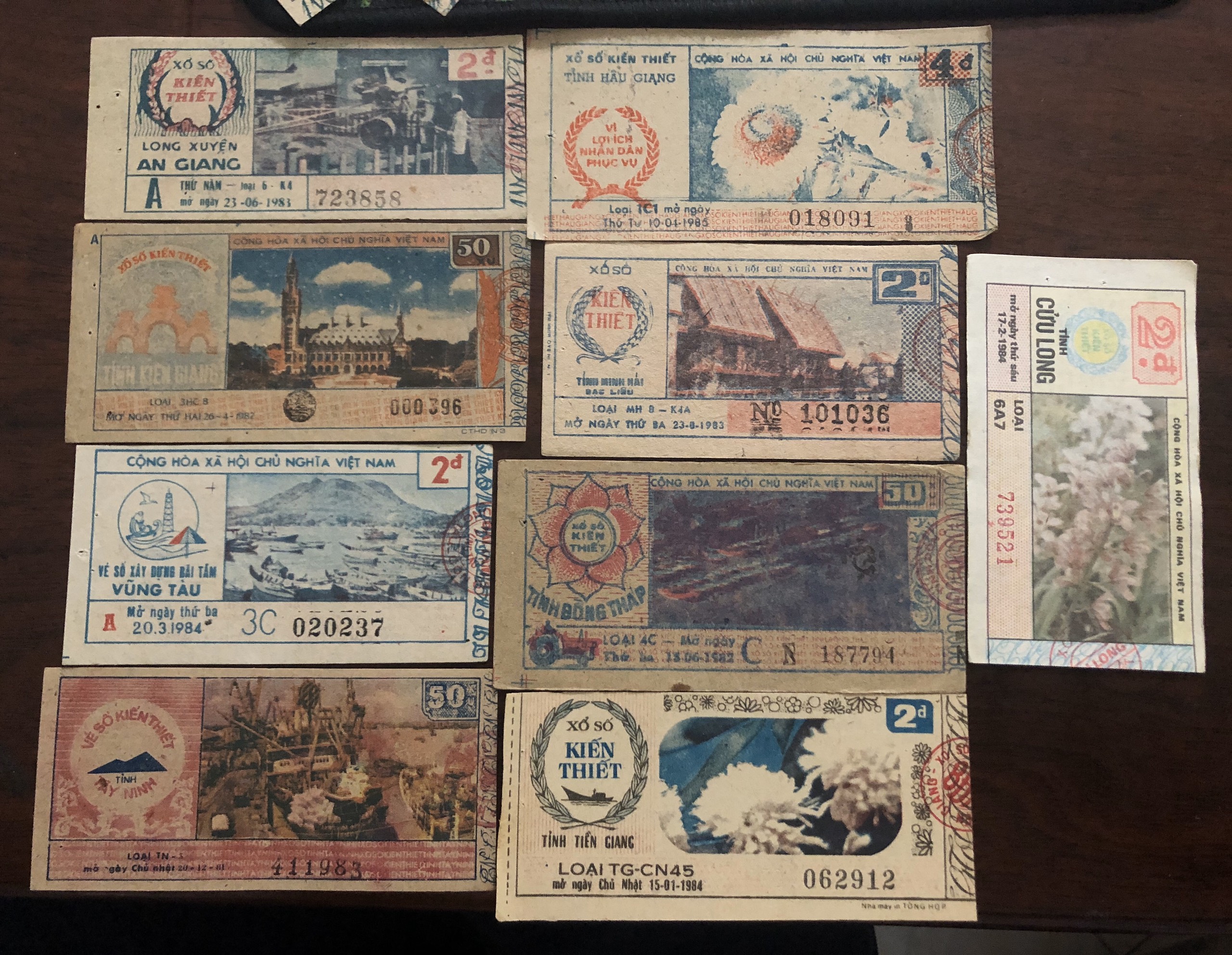 Bộ 9 tờ vé số bao cấp 9 tỉnh miền Tây 198x, phong thủy sưu tầm