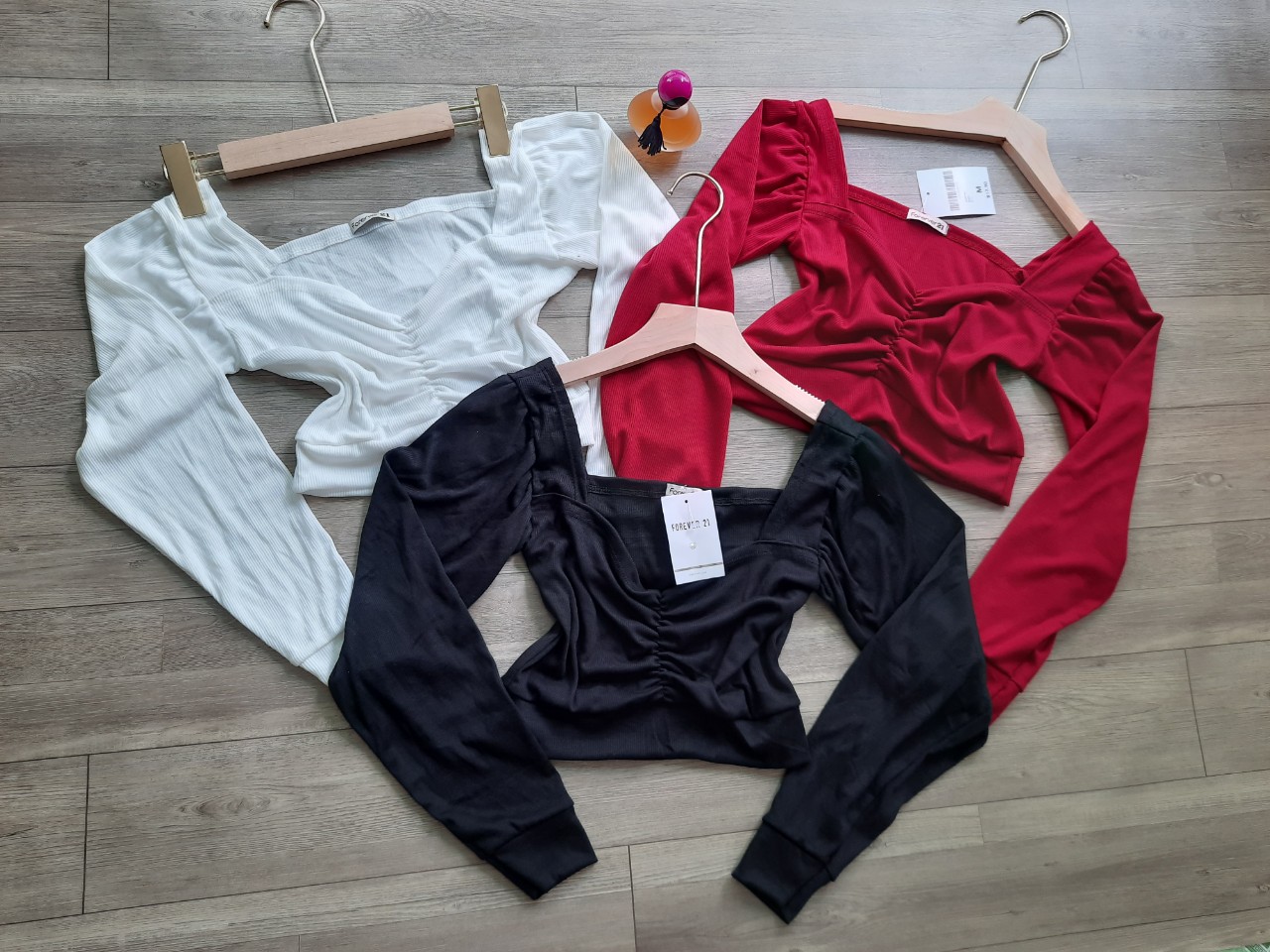 [HCM]ÁO CROPTOP TAY PHỒNG RÚT NGỰC