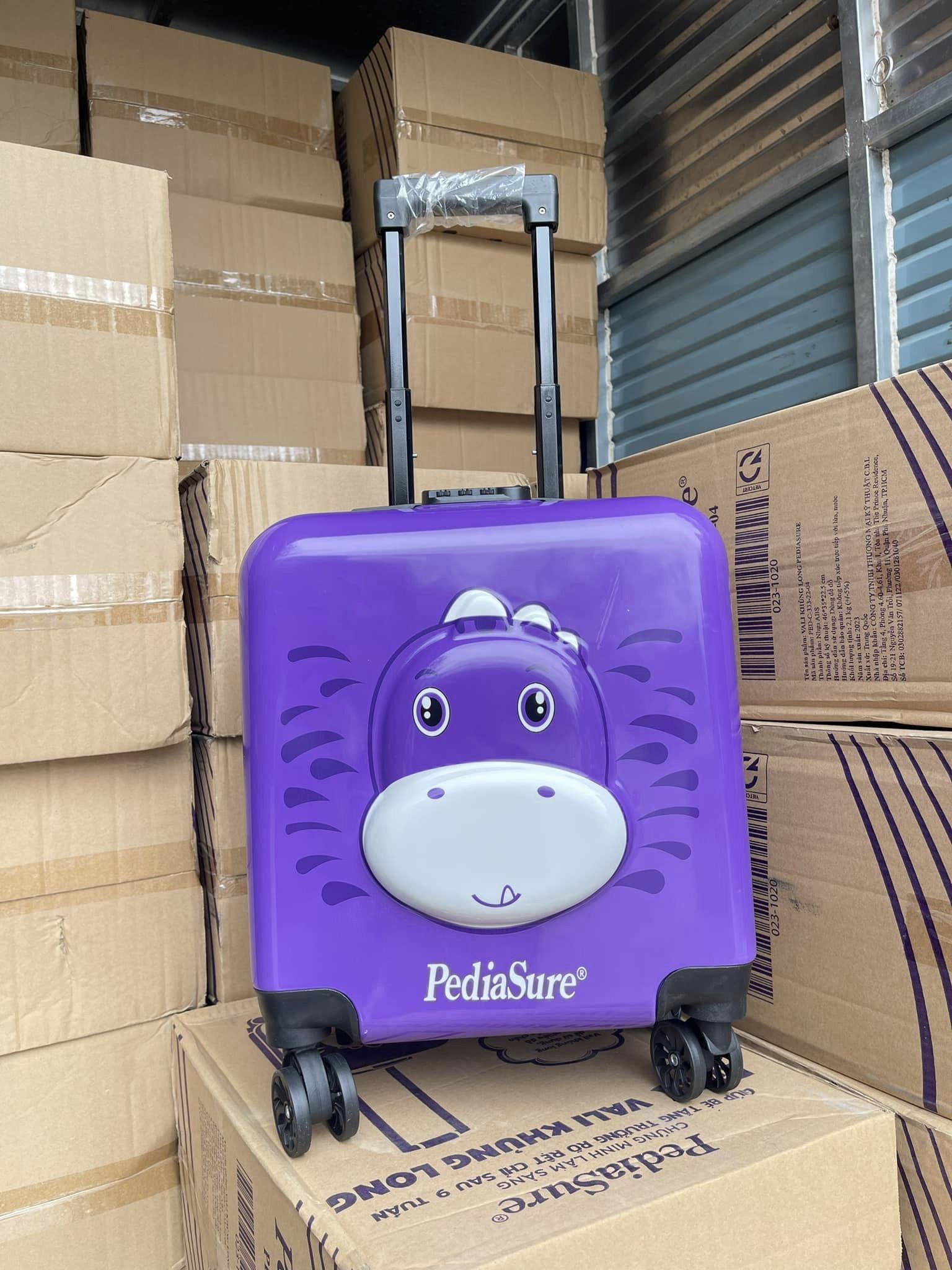 Vali Kéo Khủng Long Siêu Cưng, Hàng Khuyến Mãi Pediasure