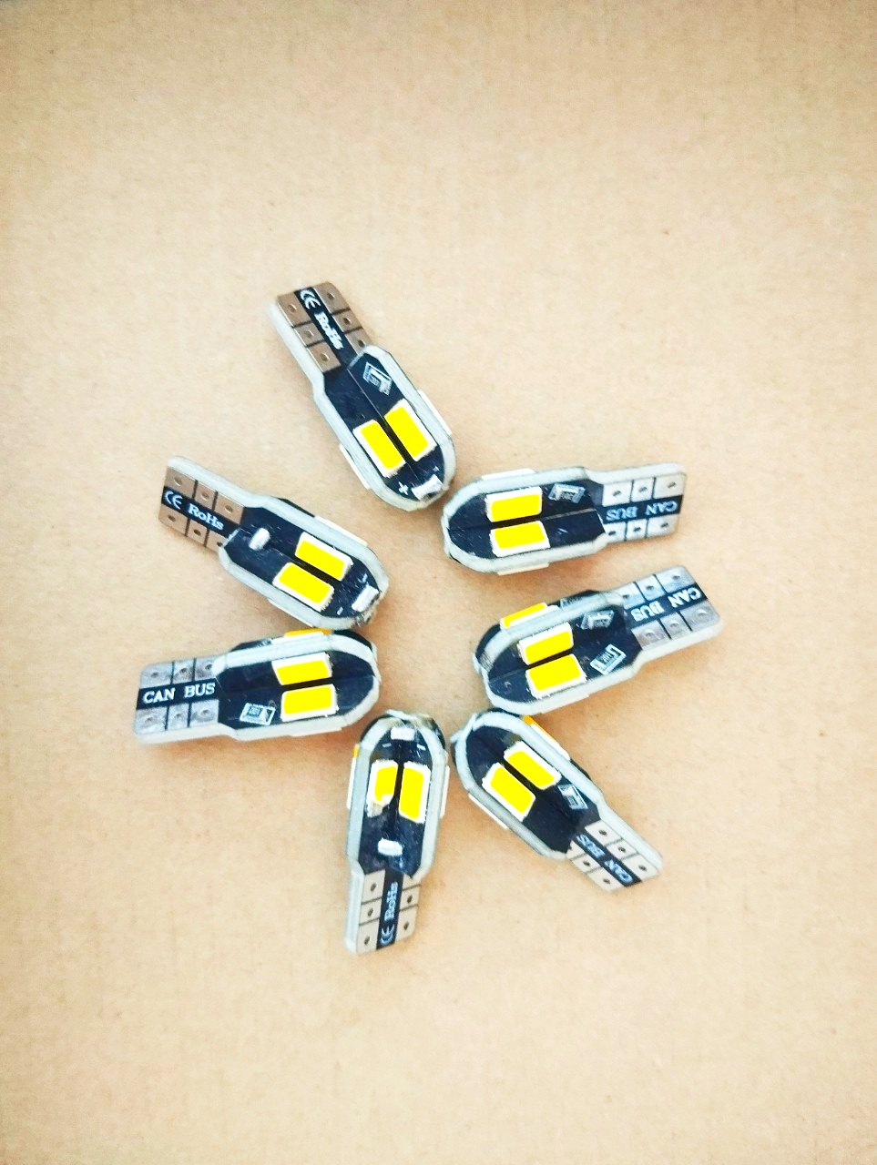 Bóng Đèn Tín Hiệu LED W5W 12V 5W (Ánh Sáng Vàng)