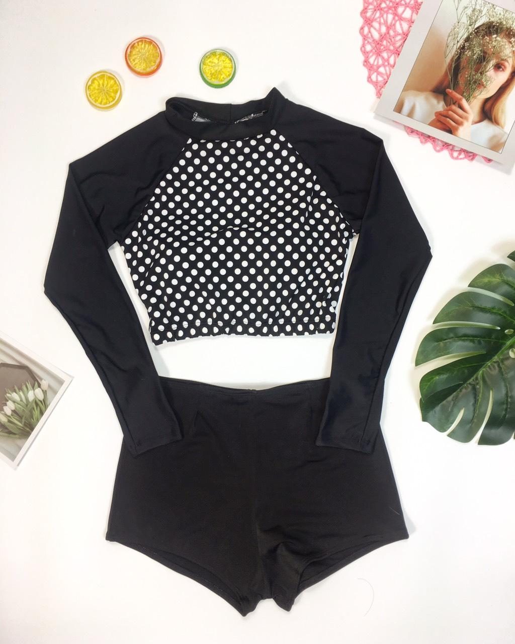 Bikini tay dài chấm bi quần đùi