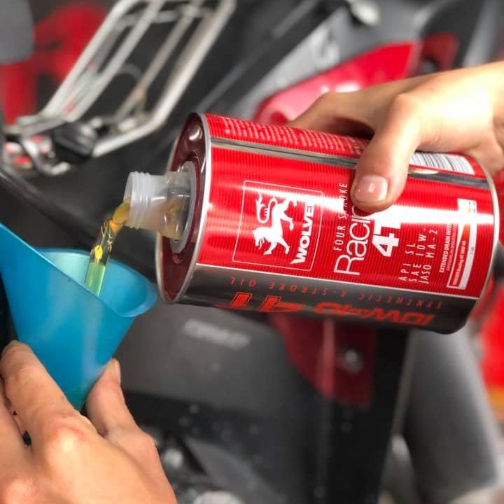 Nhớt Wolver Racing Synthetic 10W40  (130001)