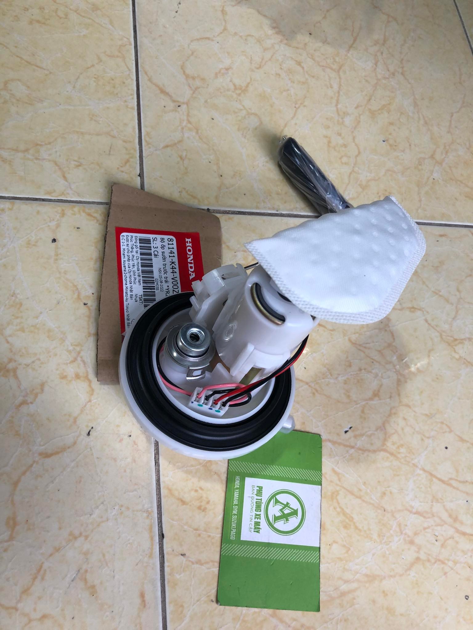 BƠM XĂNG LEAD 110 / SCR 4 chân